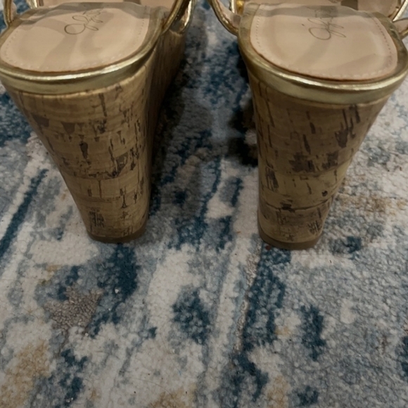 Jessica simpson gold wedges - Picture 4 of 4